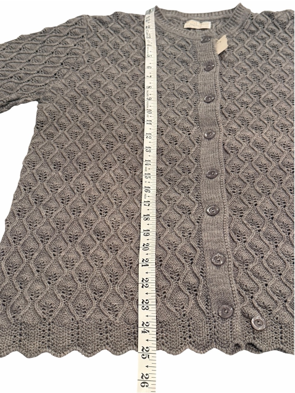Vintage British Vogue Gray Pointelle Cardigan XL Made in USA - Picture 4 of 6